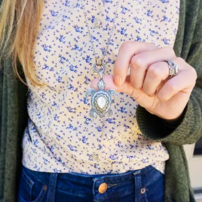 Sea Turtle Gemstone Pendant 2 Sea Turtle Gemstone Pendant - Image 2