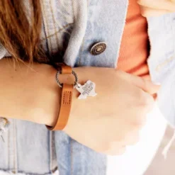 "Don't Mess With Texas®" Charm -Charmora Shop CM 5949 574450 IGC