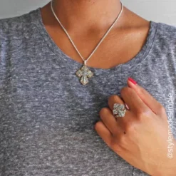 La Vida Nueva Cross Pendant -Charmora Shop LaVidaNueva col IGC